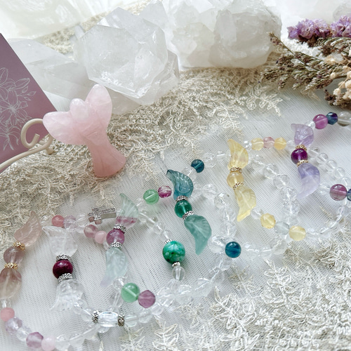 守護・癒し】天使の羽 フローライト＆水晶 天然石ブレスレット 