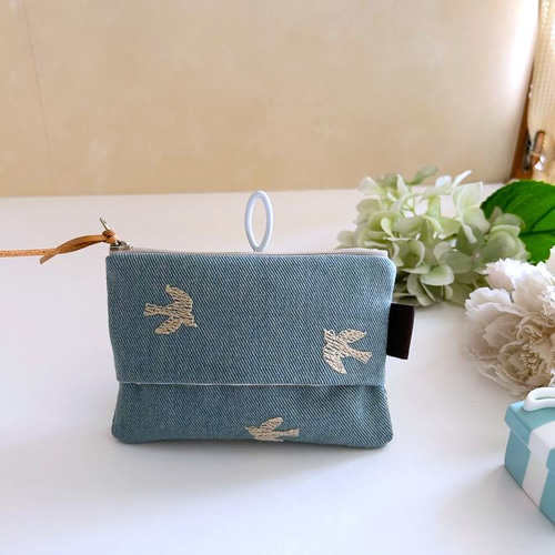 デニム調ことり刺繍ティッシュ入れポーチ*小鳥*鳥*デニム調*コットン 
