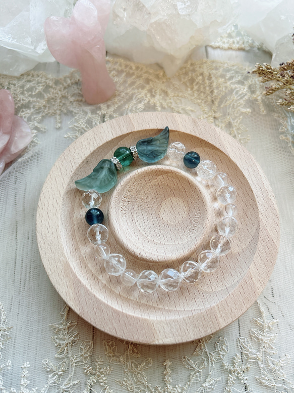 守護・癒し】天使の羽 フローライト＆水晶 天然石ブレスレット  