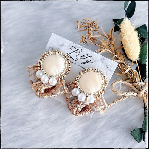 1280】大きめパールビーズとタッセルのピアス