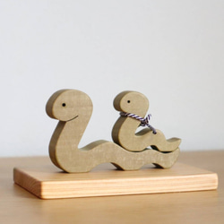 ヘビの親子の干支飾り  お正月飾り ＊受注制作　国産無垢材使用　巳年木製置物・蛇年インテリア　ギフト　 10枚目の画像
