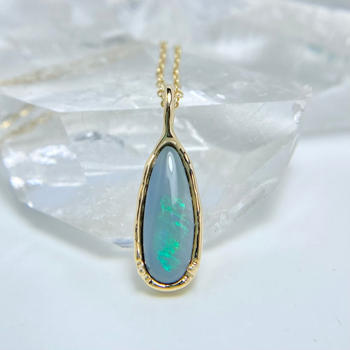 美品　天然ブラックオパール　ネックレス K10☆天然ブラックオパールネックレス☆オーストラリア産原石