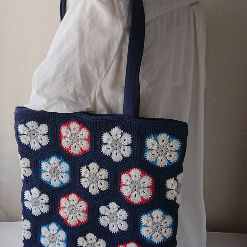 ハンドメイド フラワーモチーフバッグ クロッシェフラワーモチーフバッグ(コットン糸・ かぎ針編み