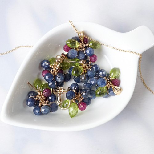 ブルーベリー」ネックレス サファイア ルビー ペリドット 誕生石