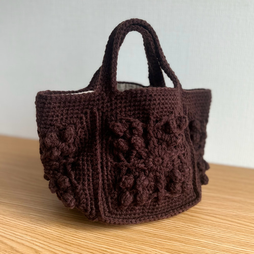 手編み ニットトートバッグ｜ぽこぽこ編み グラニースクエア かぎ針