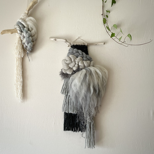 流木 ウィービング タペストリー 『みるく色のたぺすとり 片角の