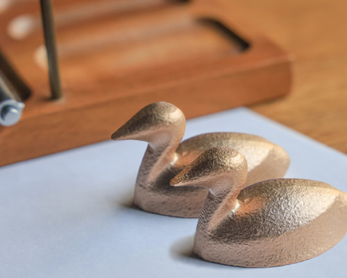 カモのペーパーウェイト カイツブリのペーパーウェイト＜銅婚式などに2個セット＞ 琵琶湖の