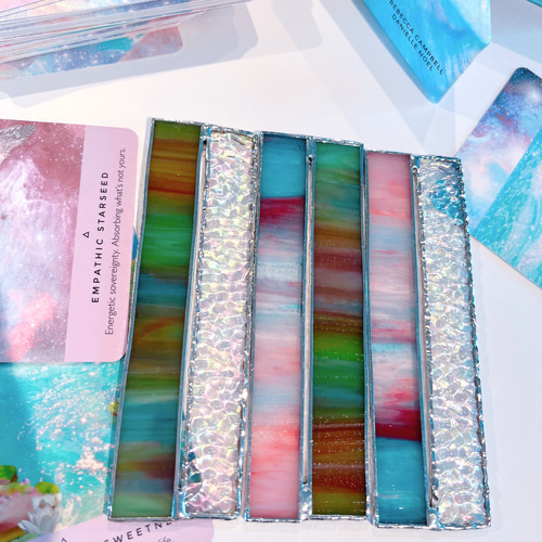 ※そらそらページ ステンドグラス製カードスタンド／フォトフレーム ステンドグラスのオラクルカードスタンド フォトフレーム・写真立て