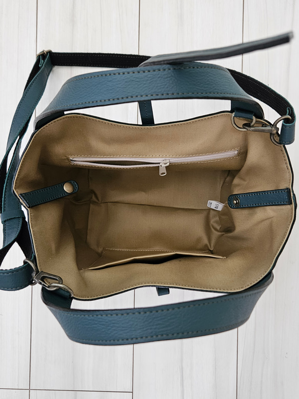 新作日本製　お出かけに最適なサイズ感でとにかく軽い Marle=マールのベルト開閉式バージョン　選べる13色 16枚目の画像