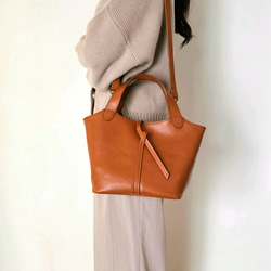 新作日本製　お出かけに最適なサイズ感でとにかく軽い Marle=マールのベルト開閉式バージョン　選べる13色 12枚目の画像