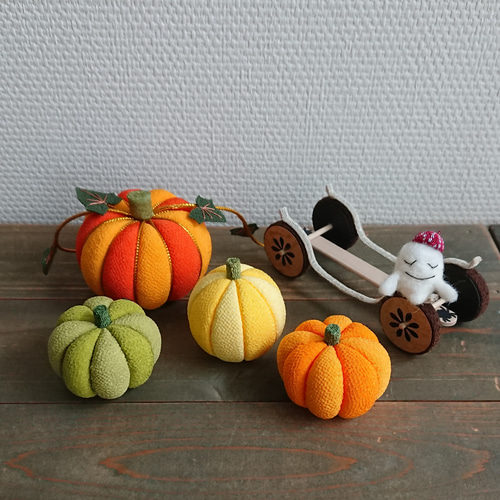 ハロウィン飾り かぼちゃの馬車とジャックオランタン ちりめん