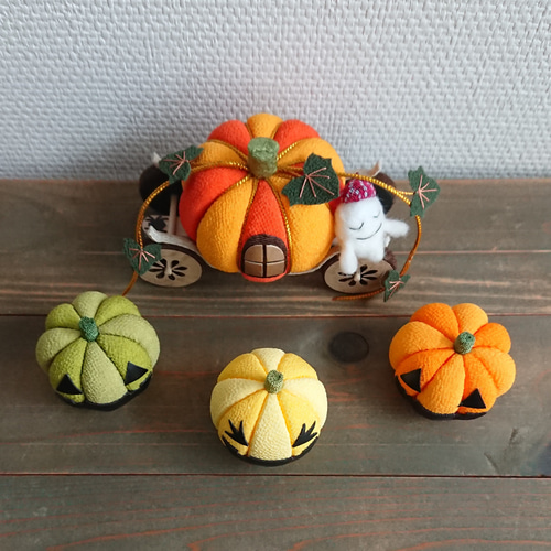 ハロウィン飾り かぼちゃの馬車とジャックオランタン ちりめん