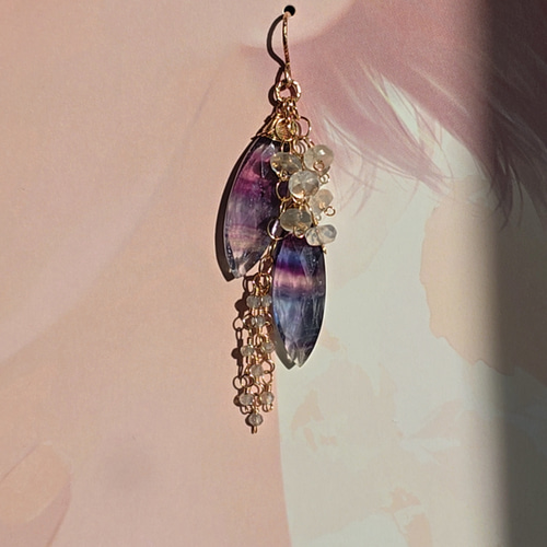 14kgf 天然石 フローライトのピアス【GSPi49】 ピアス（フック