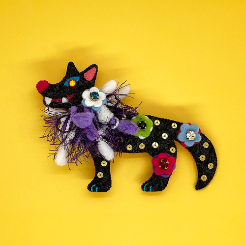 専用！クロヌマタカトシ　作品　オオカミ　ブローチ 専用！クロヌマタカトシ 作品 オオカミ ブローチ 専用！クロヌマ