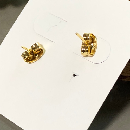 【1275】レジンモチーフとタッセルのピアス 1275】レジンモチーフとタッセルのピアス