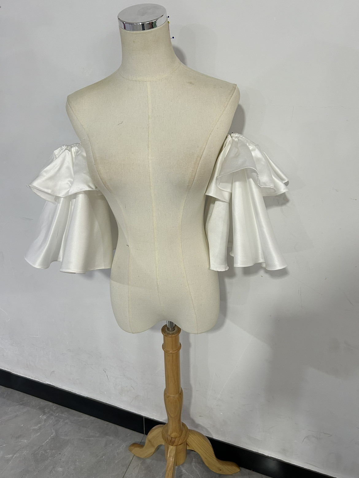 送料無料！大人気上昇 取り外し袖 ショルダーの付け袖 パフスリーブ オーダー可能