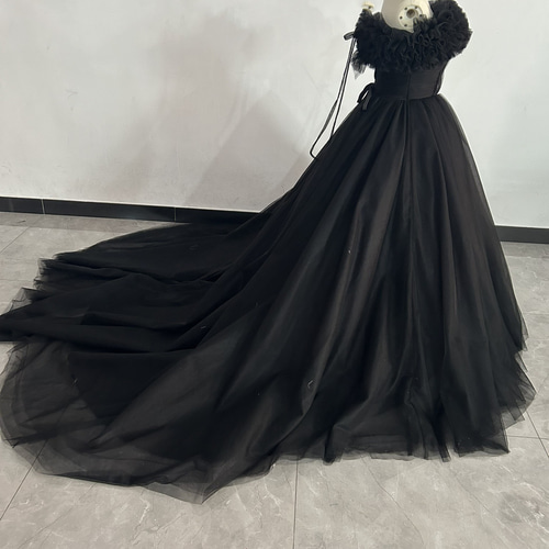 オフショルダー黒カラードレス カラードレス ブラック オフショルダー プリンセスドレス 結婚式