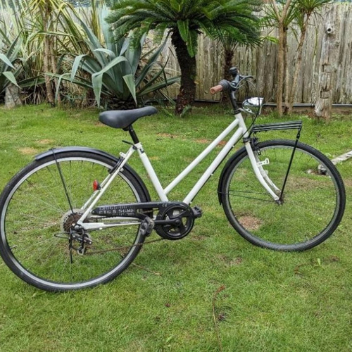 おしゃれなママチャリ 中古 6段式ギア付き 26インチ自転車 カスタム 