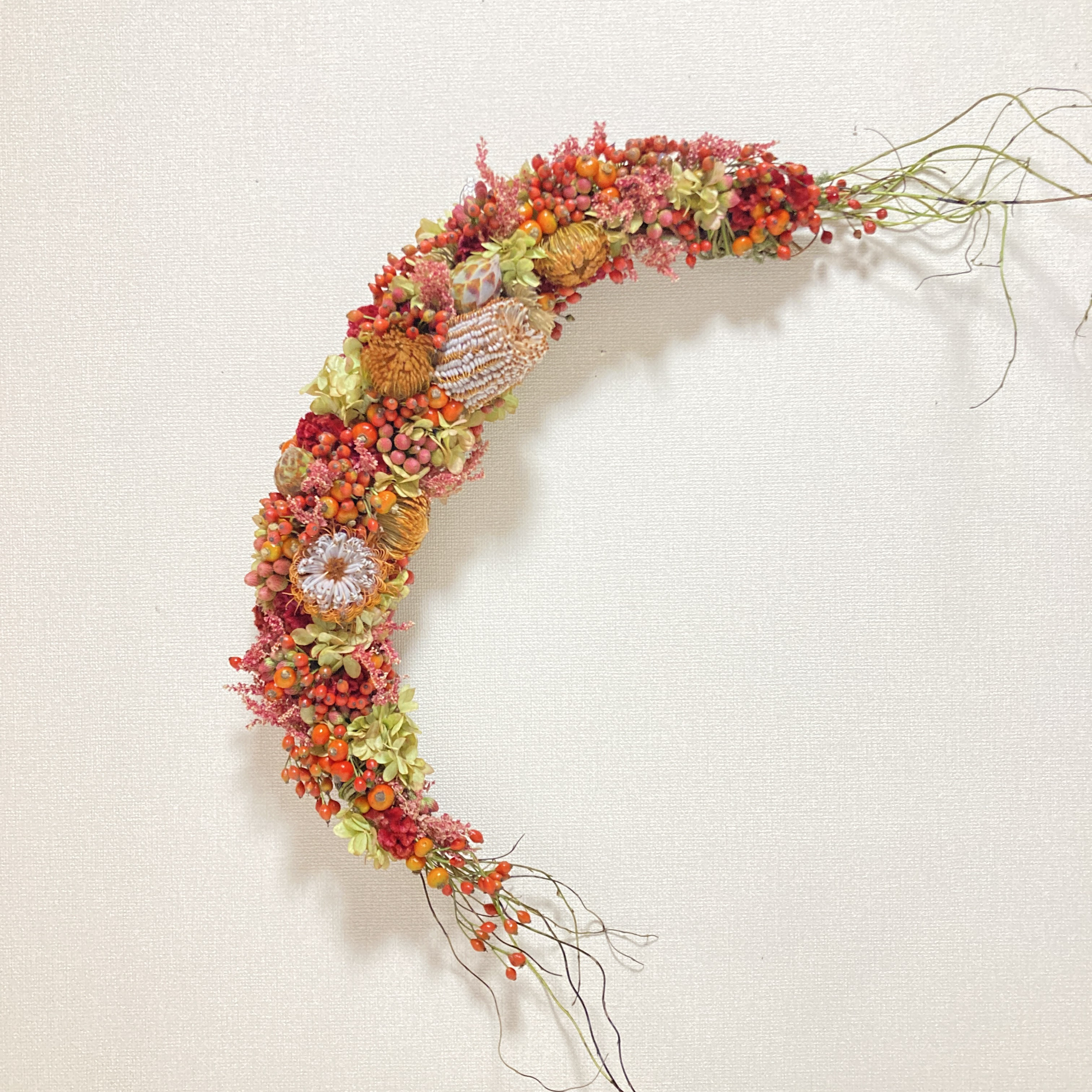 創作スワッグ　秋の実三ケ月スワッグ 4,064円