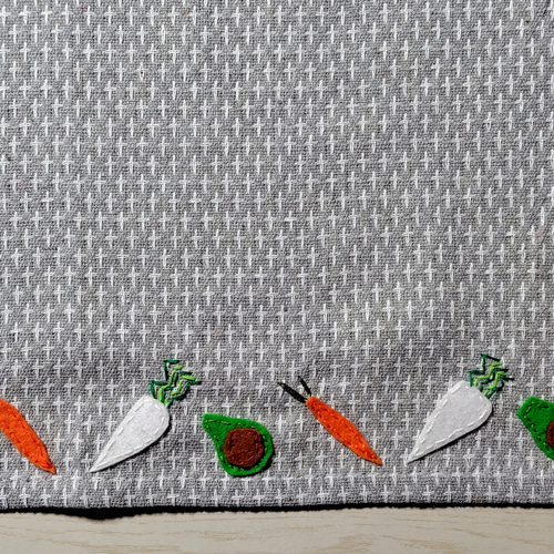 フェルトの野菜の手刺繍ランチョンマット マルチカバー ランチョン