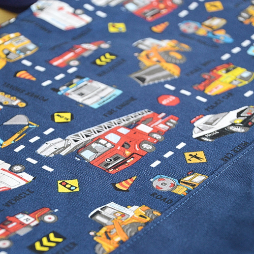 ショルダー,マチ付き,ボタン付きレッスンバッグ 内側キルティング 働く