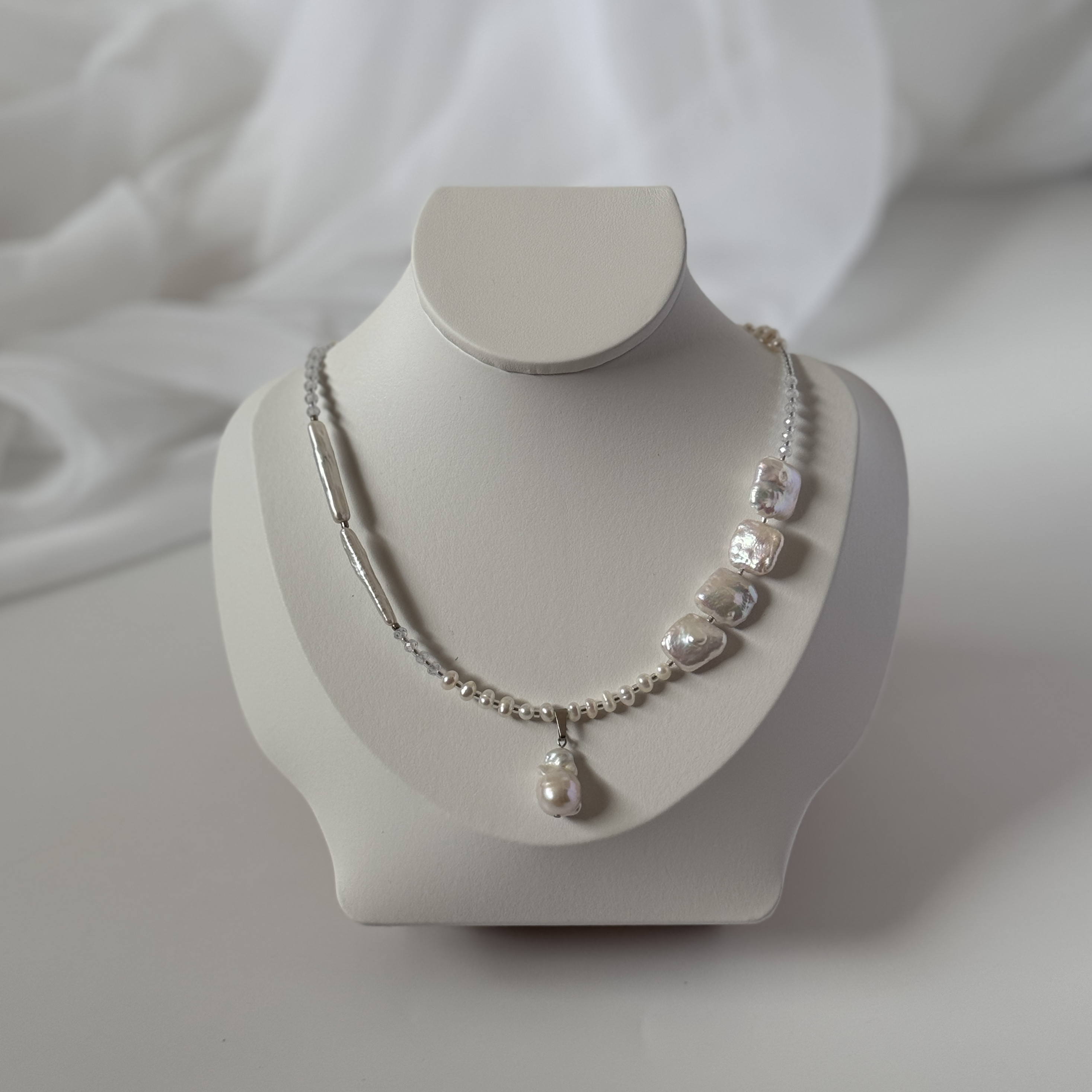 ［ zirconia ］ボリュームパールネックレス ＊ 誕生日プレゼント フォーマル　淡水パール　バロックパール　ギフト