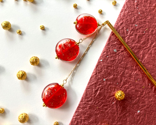 かんざし ゴールドラメの赤いとんぼ玉 一本簪 一本挿し 秋 紅葉