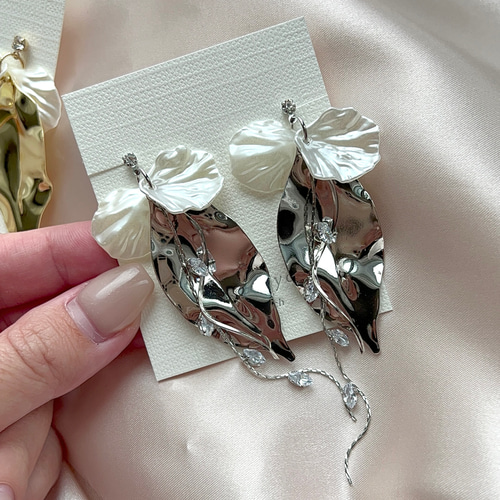 Botanical charm】 結婚式 ウェディング ブライダル 花嫁 リーフ 葉 