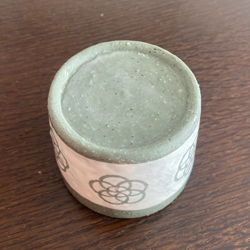 御影粘土の蓋もの 小物入れ Ceramic small container 保存容器