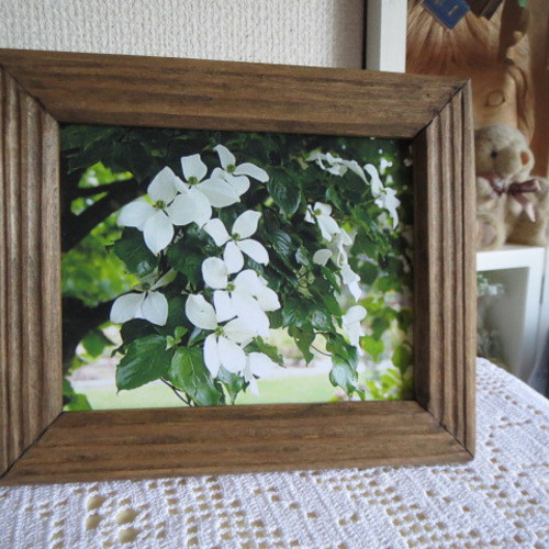 受注制作）木彫りのミニフォトフレーム・☆初めての額a☆材質榀の木