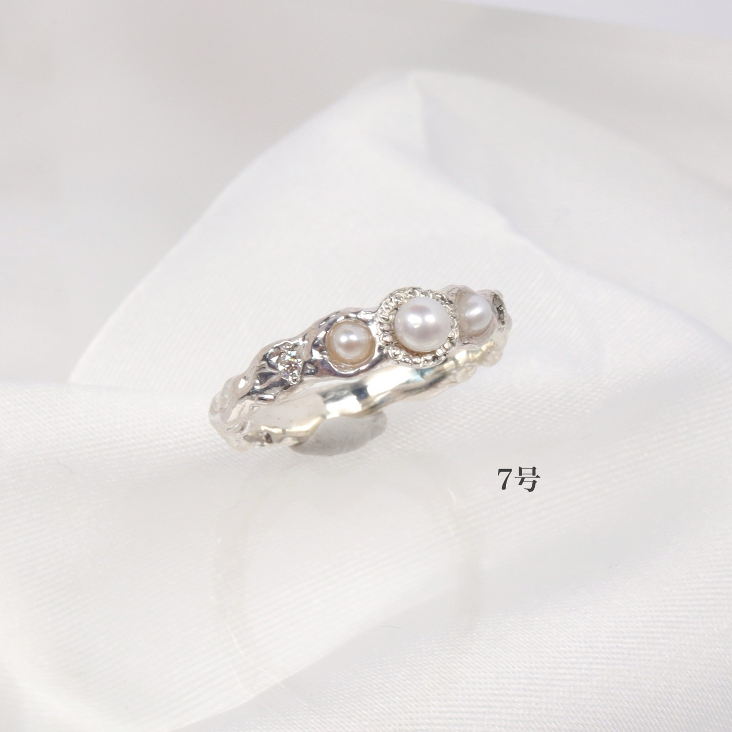真珠のアンティーク風テクスチャリング シルバー925 7号