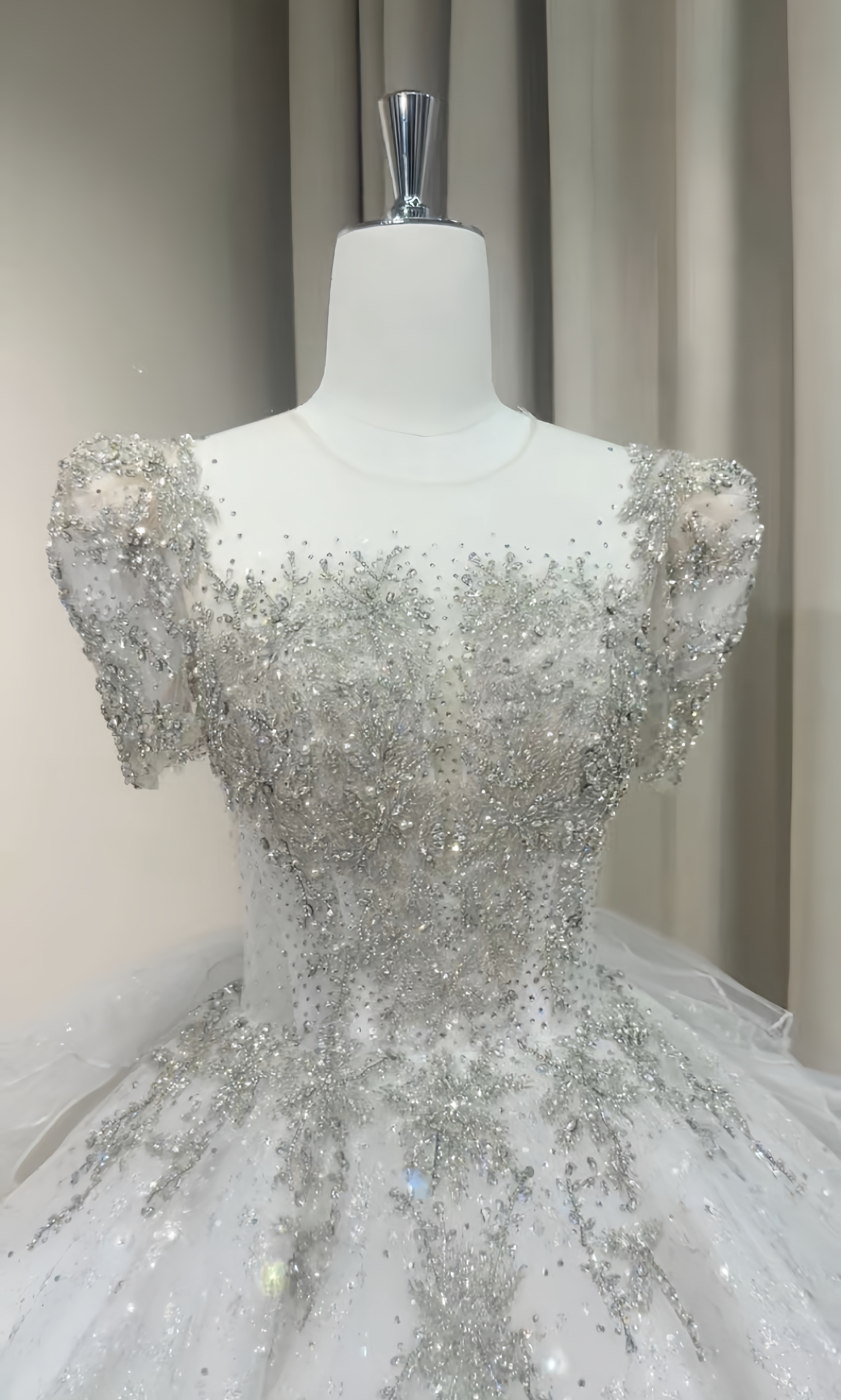 売れ人気商品！韓国スタイル　贅沢なストーン　キラキラ　半袖　スクエアネック　プリントスカート　優雅挙式披露宴お呼ばれ花嫁