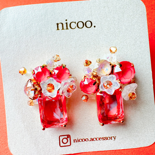 オレンジスワロフスキーピアス プレゼント 贈り物 大ぶり 母の日 秋