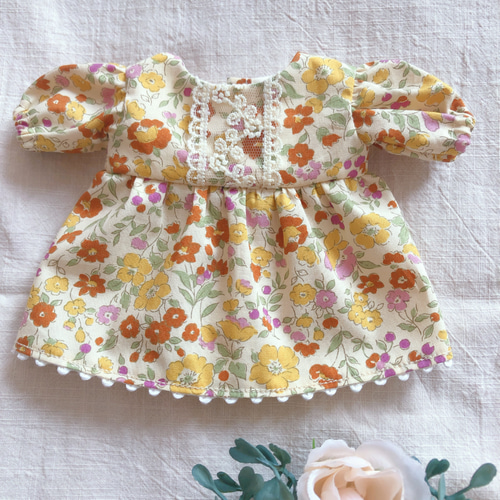 26cmドール用 裏地付き♡シックな花柄ワンピース 長袖 ワンピース