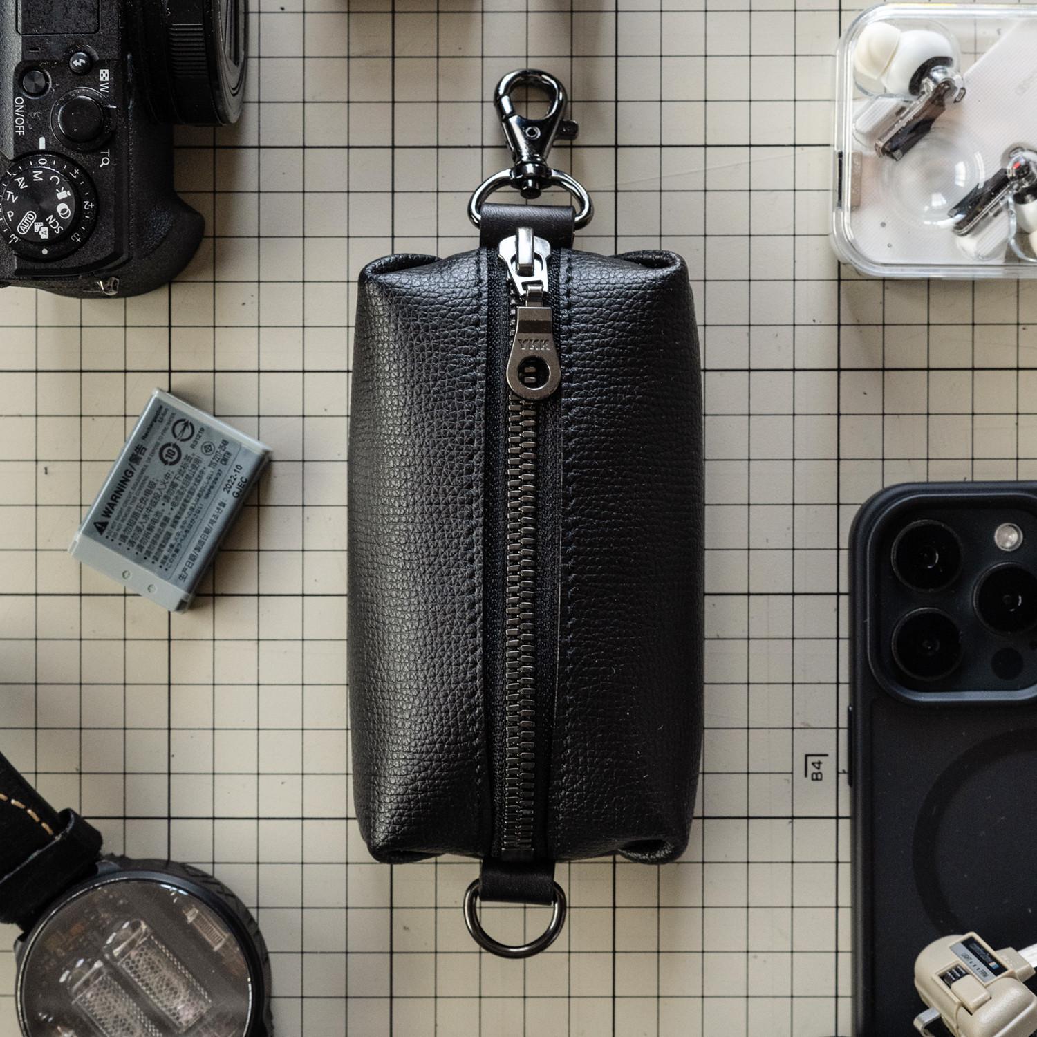 【大】マルチポーチ 本革イタリアレザー 小物入れ