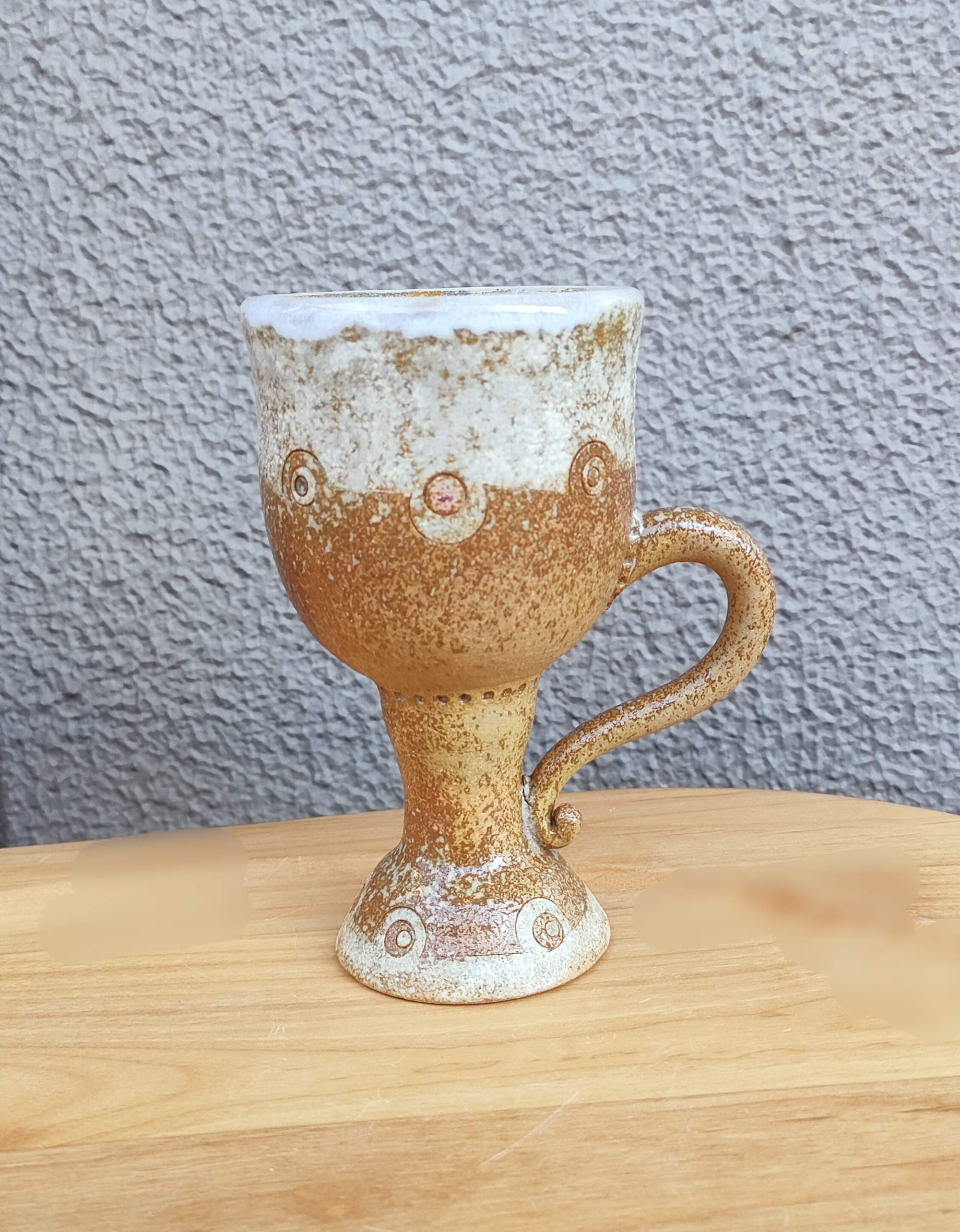 妻の作った　陶芸　箸置き　ワインボトル　ウイスキー　ゴブレット　脚付き盃　グラス