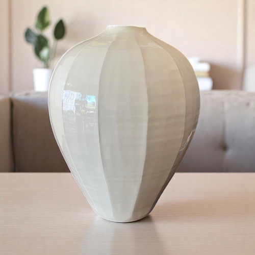 白磁面取花瓶 直径22cm×高さ25cm 定窯風 幸兵衛作 一輪挿し・花瓶
