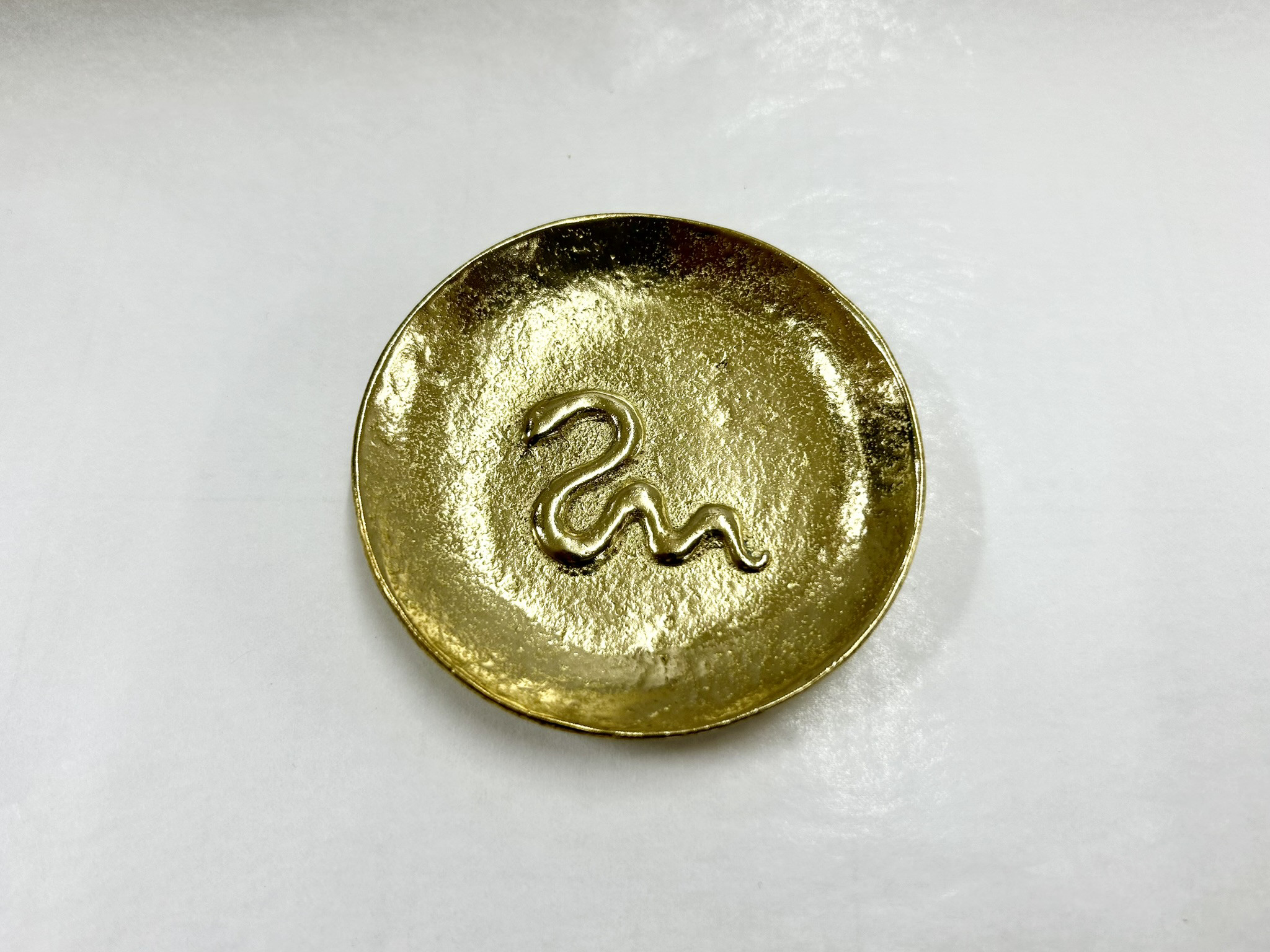 真鍮鋳物 巳（蛇）豆皿