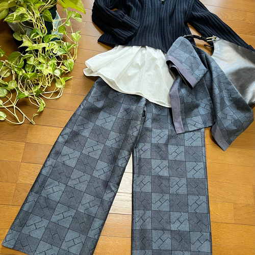 期間限定値下げ　大島紬　着物リメイク　幾何学模様　長袖シャツ　シルク 大島紬＊股下66cm幾何学柄ゆったりストレートパンツ＋ストール