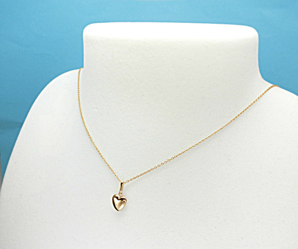 【K10・ミニハートペンダント】　◎主張しすぎない程よいサイズ。　◎日本製