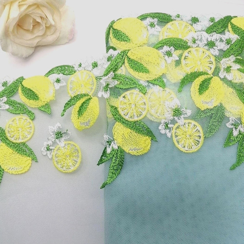345レモン★チュール★お花＆いちご刺繍レース★ハンドメイドマスク 345レモン様専用☆チュール☆お花＆いちご刺繍レース☆ハンドメイド