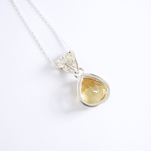 レモン色に輝く黄水晶シトリンのシルバーネックレス シルバー925