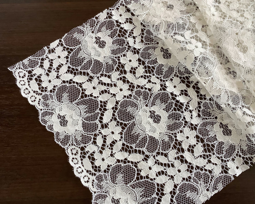 スカラップレースの帯揚げ ミルキーホワイト 乳白色／ 帯飾り 和装小物