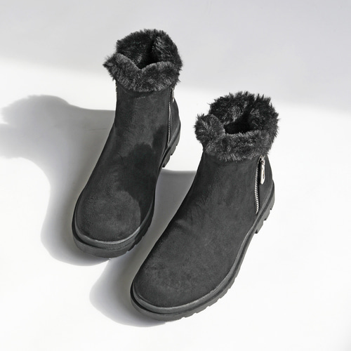 サイドジップで脱ぎ履き簡単！内側ふかふかファーであったか快適