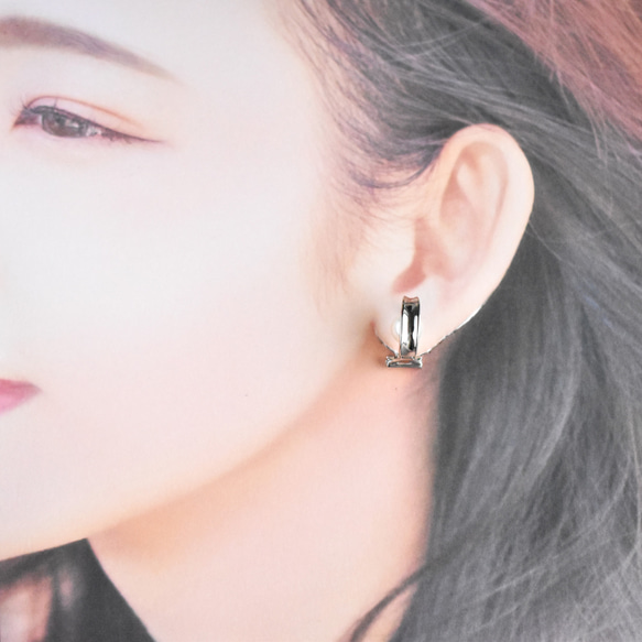 【售完即止】圈形耳環款式！ 難塗金屬配件 單顆珍珠設計圈形耳環 第9張的照片