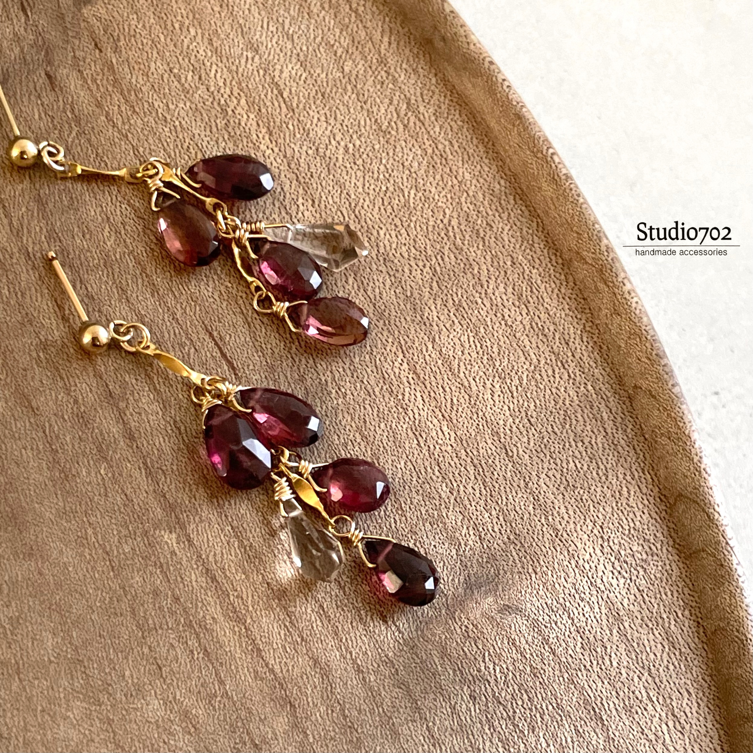 14kgf   トルマリン、ライトスモーキークオーツピアス