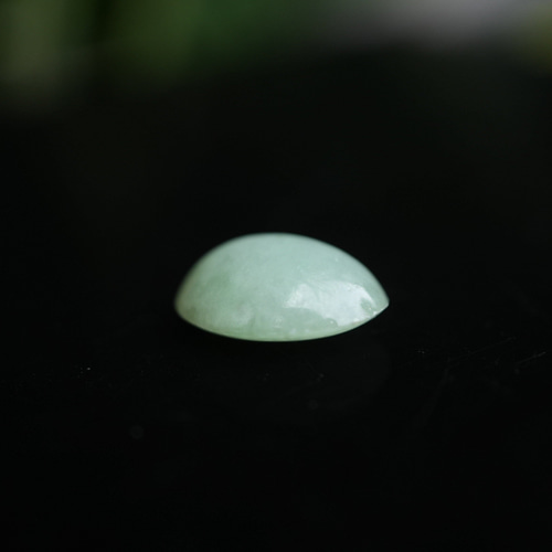 高品質☆グリーン☆ミャンマー翡翠（本翡翠）s1352 天然石 Funky