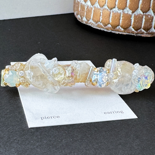 透明感溢れるうるツヤ水晶ヘアクリップ クリスタルガラス