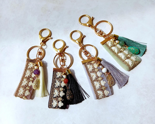 インド産ハンドメイドキーチャーム 5c167f768ad9da60555b59a86a9f51