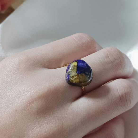 装飾的なゴールドリング 紫のストーン 67000315_3.jpg